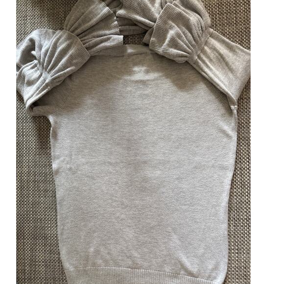 AQUA BLOOMINGDALE'S  Cotton Tiered-Sleeve Crewneck Statement Sweater S Gray - Picture 2 of 4